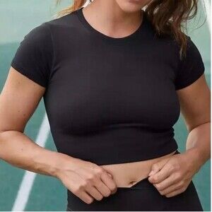 OFFLINE By Aerie NWT Size Large Sidewalk Seamless Cropped Black T-Shirt NEW Crop